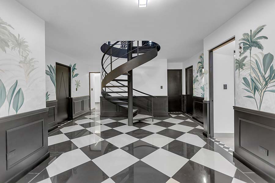 Villa Black and White Interior, Jaco Costa Rica Rentals