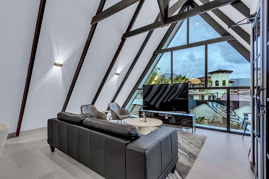 Villa Black and White Interior, Jaco Costa Rica Rentals